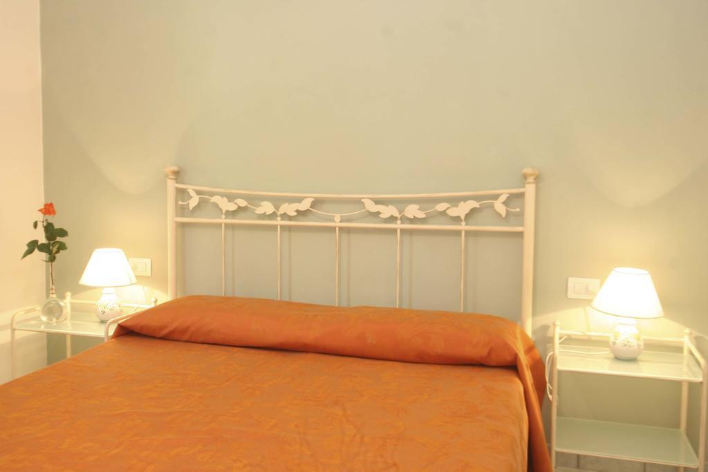 Villa Lo Scoglio - Goelba Capoliveri  Zimmer foto